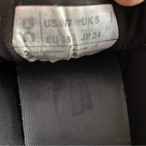 On Cloud X 4 Training Athletic Shoes Running Sneaker Women’s 7 Ivory White Black - Picture 10 of 10